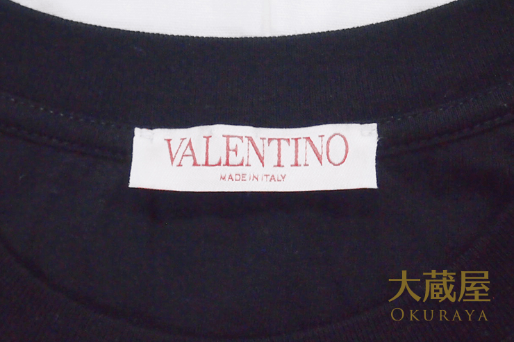 ヴァレンティノ ガラヴァーニ　Tシャツの画像